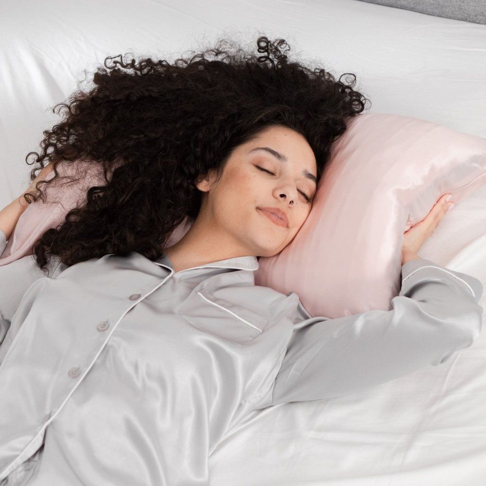 Hush 100% Pure Mulberry Silk 22 -Momme Pink Queen Pillowcase Sold out ev… - Picture 8 of 16